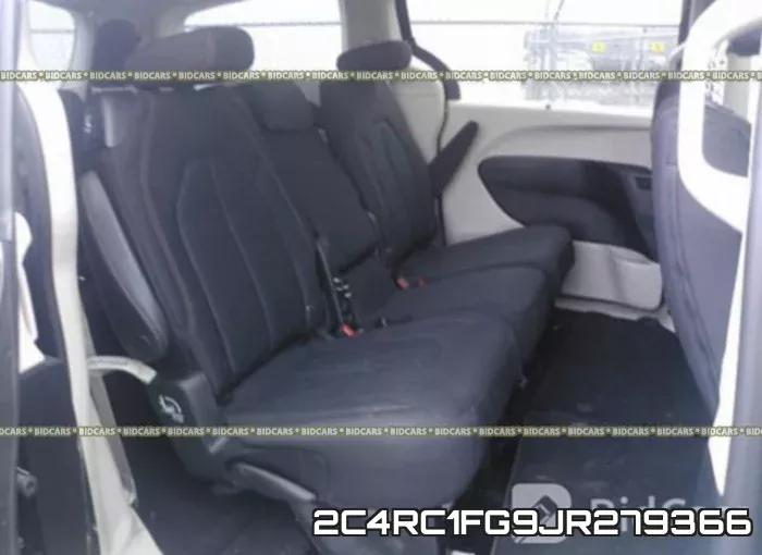 2C4RC1FG9JR279366_8.webp