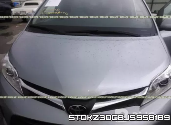 5TDKZ3DC8JS958189_10.webp