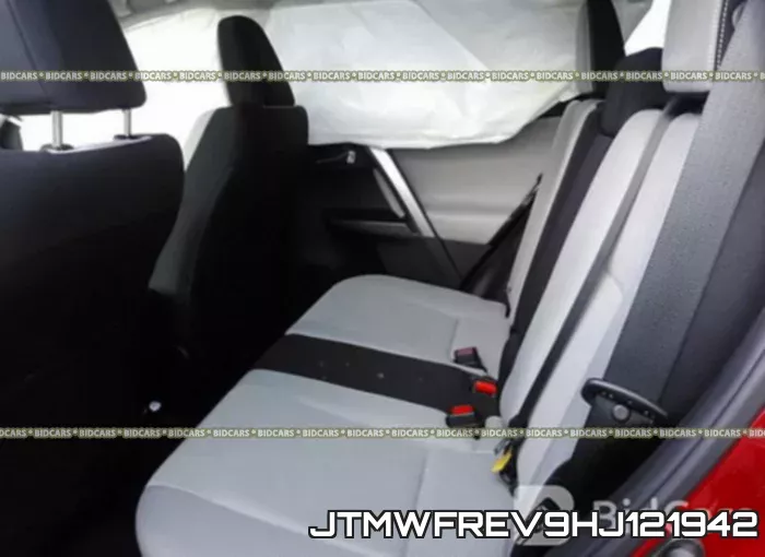 JTMWFREV9HJ121942_8.webp