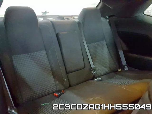 2C3CDZAG1HH555049_6.webp