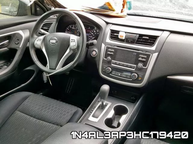 1N4AL3AP3HC179420_9.webp