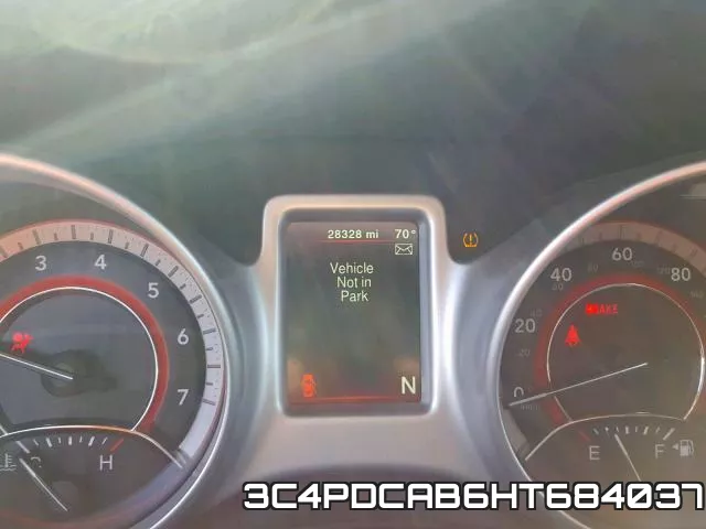 3C4PDCAB6HT684037_8.webp