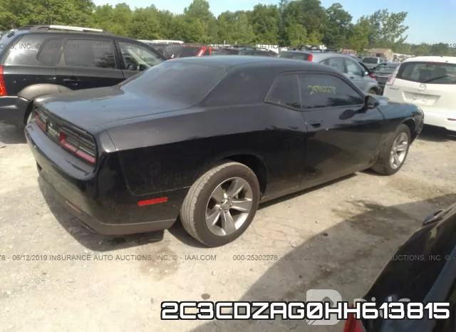 2C3CDZAG0HH613815_4.webp