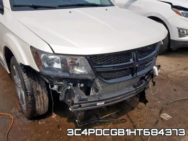 3C4PDCGB1HT684373_9.webp