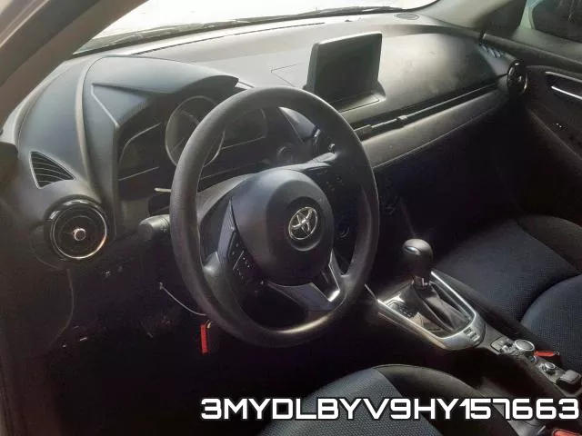 3MYDLBYV9HY157663_9.webp