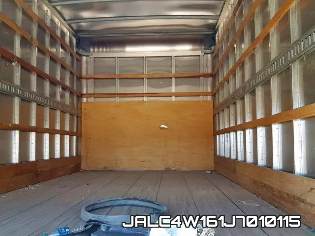 JALC4W161J7010115_6.webp