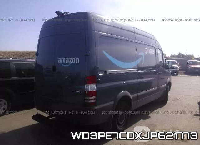WD3PE7CDXJP621773_4.webp