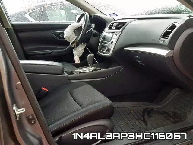 1N4AL3AP3HC116057_5.webp