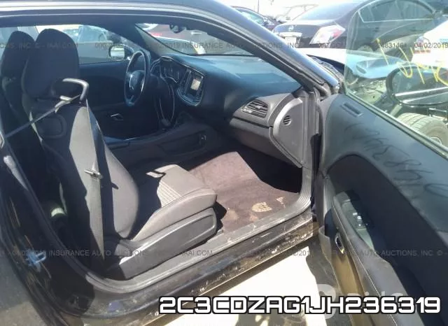 2C3CDZAG1JH236319_5.webp