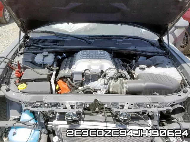 2C3CDZC94JH130624_7.webp