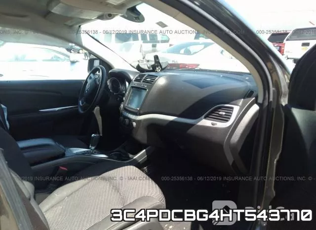 3C4PDCBG4HT543770_5.webp