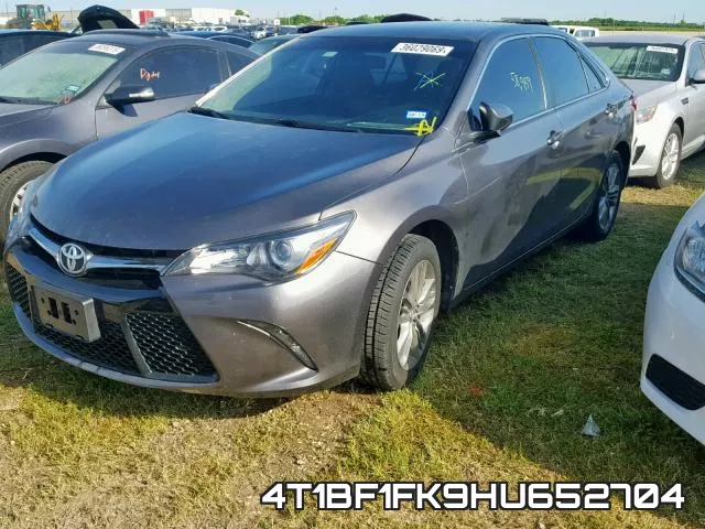 4T1BF1FK9HU652704_2.webp