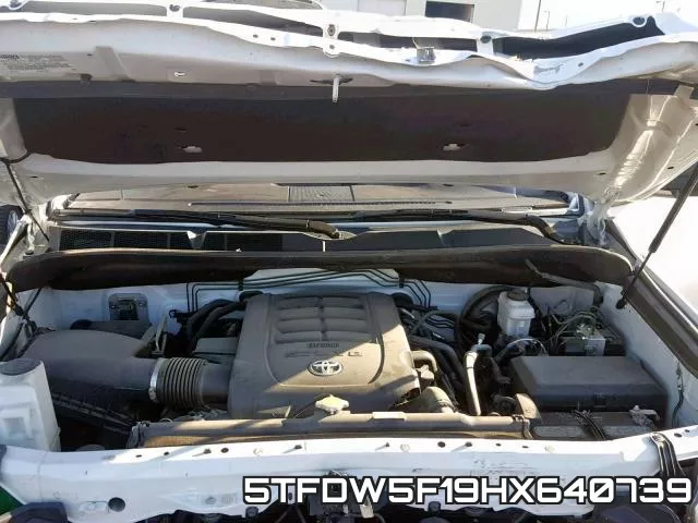 5TFDW5F19HX640739