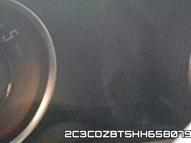 2C3CDZBT5HH658079_8.webp