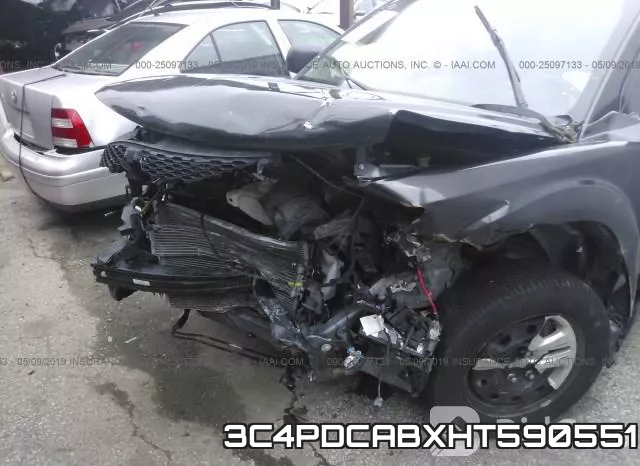 3C4PDCABXHT590551_6.webp