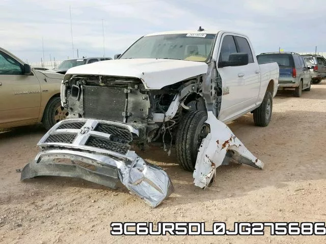3C6UR5DL0JG275686_2.webp