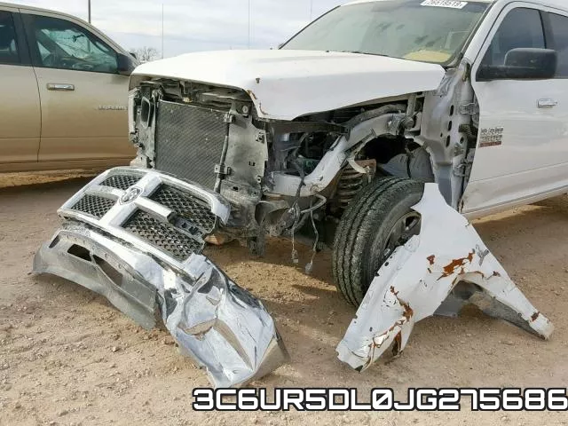 3C6UR5DL0JG275686_9.webp