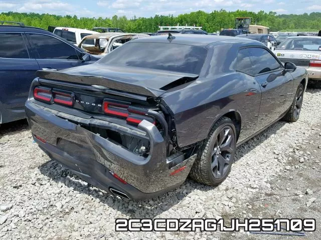2C3CDZAG1JH251709_4.webp