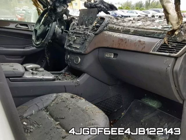 4JGDF6EE4JB122143_5.webp