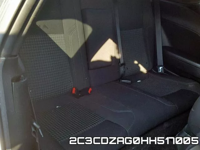 2C3CDZAG0HH517005_6.webp