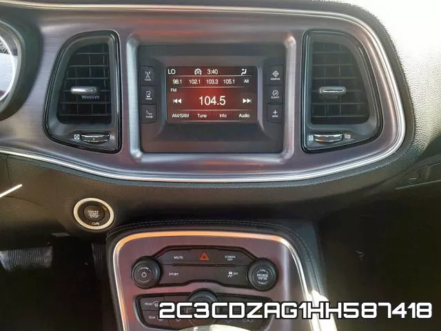 2C3CDZAG1HH587418_9.webp
