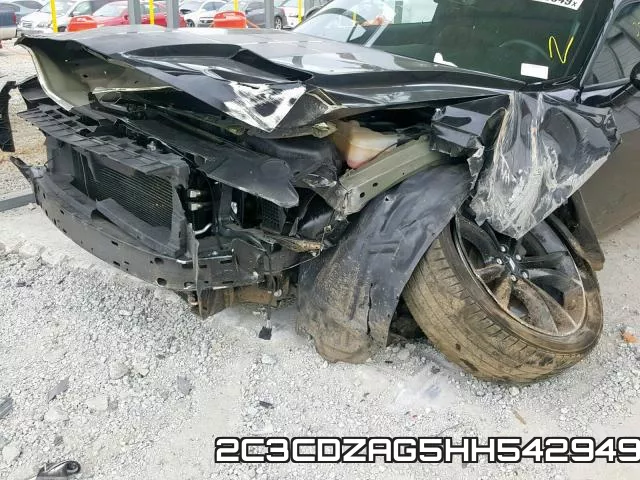 2C3CDZAG5HH542949_9.webp