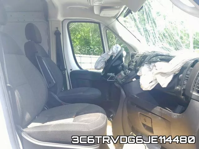 3C6TRVDG6JE114480_5.webp