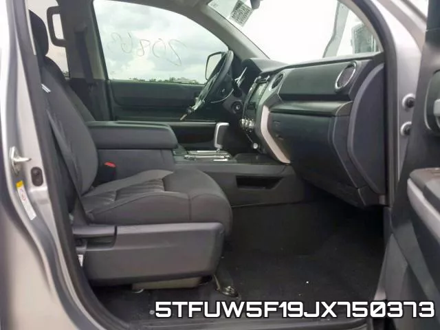 5TFUW5F19JX750373_5.webp