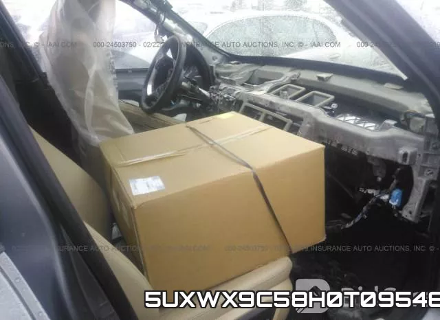 5UXWX9C58H0T09548_5.webp