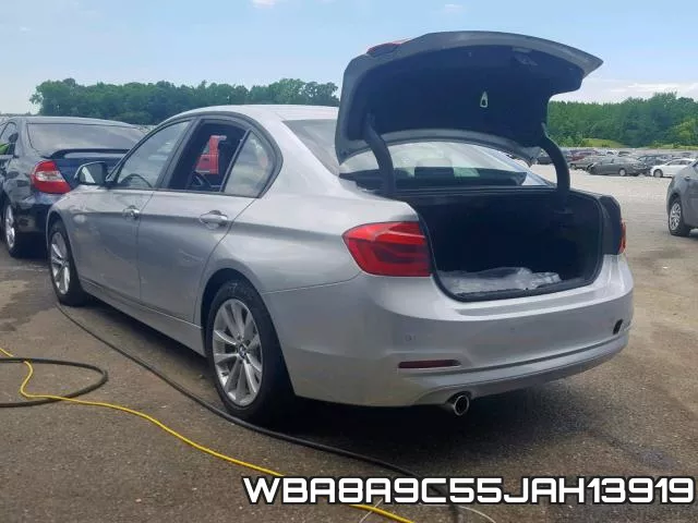 WBA8A9C55JAH13919_3.webp