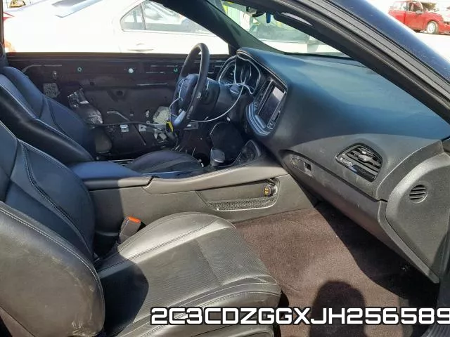 2C3CDZGGXJH256589