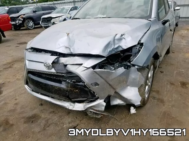 3MYDLBYV1HY166521_9.webp