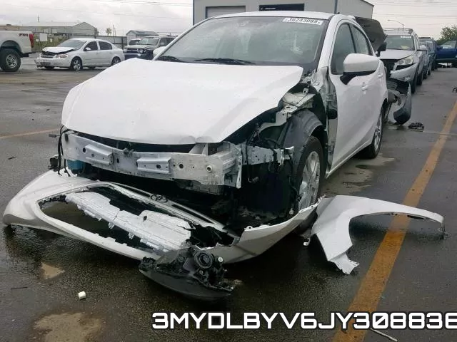 3MYDLBYV6JY308836_2.webp