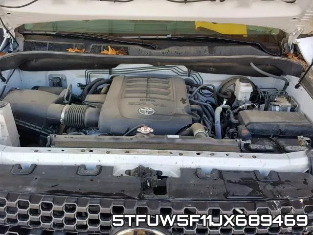 5TFUW5F11JX689469_7.webp