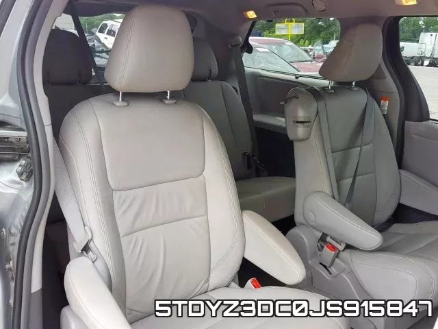 5TDYZ3DC0JS915847_6.webp