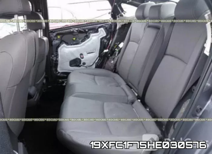 19XFC1F75HE030576_8.webp