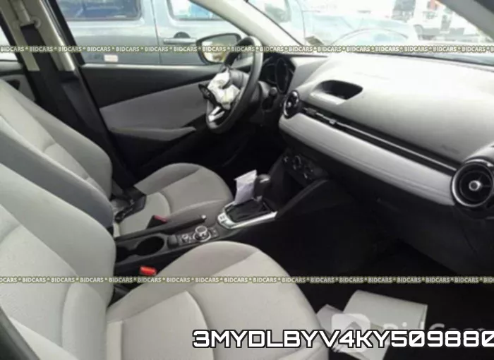 3MYDLBYV4KY509880_5.webp