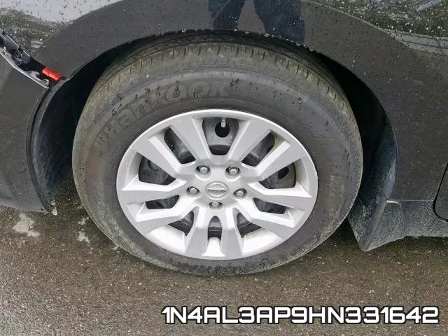 1N4AL3AP9HN331642_9.webp