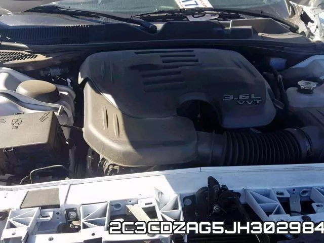 2C3CDZAG5JH302984_7.webp