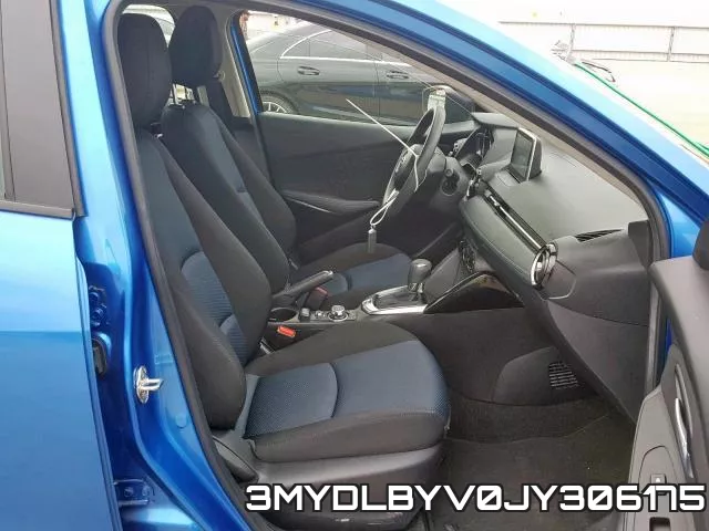 3MYDLBYV0JY306175_5.webp