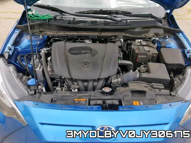 3MYDLBYV0JY306175_7.webp