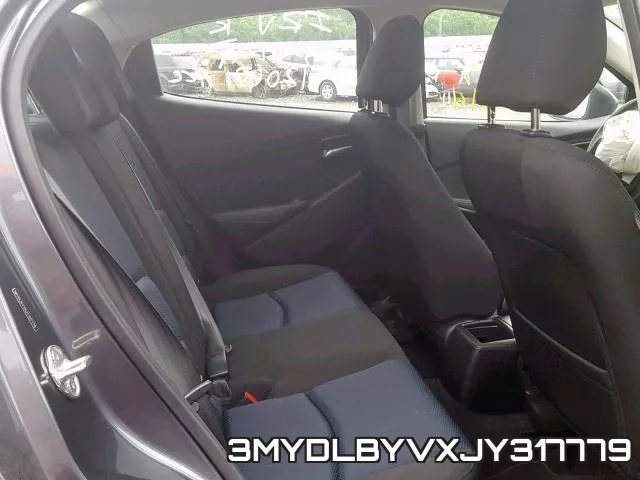 3MYDLBYVXJY317779_6.webp