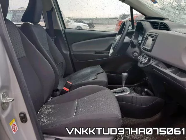 VNKKTUD37HA075061_5.webp