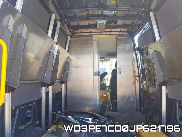 WD3PE7CD0JP621796_6.webp
