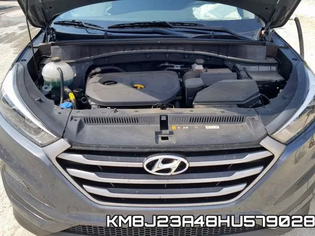 KM8J23A48HU579028_7.webp