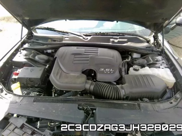 2C3CDZAG3JH328029_7.webp
