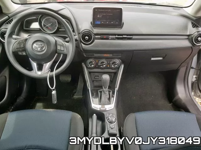 3MYDLBYV0JY318049_9.webp
