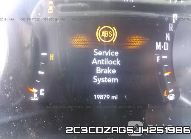 2C3CDZAG5JH251986_7.webp