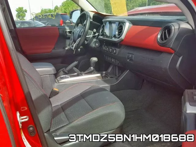 3TMDZ5BN1HM018688_5.webp