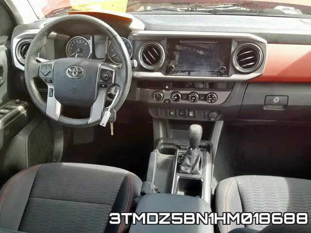 3TMDZ5BN1HM018688_9.webp
